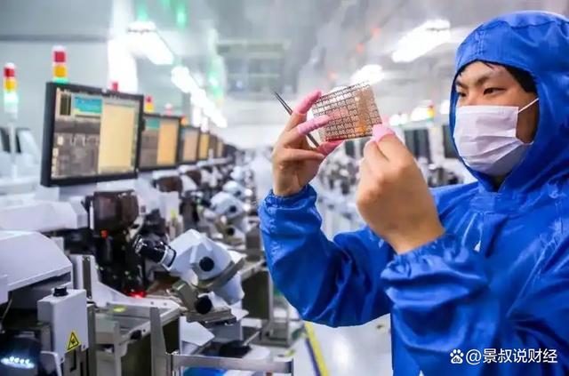 暴漲21%！中國(guó)芯片出口突破9000億，反超汽車、手機(jī)出口(圖8)